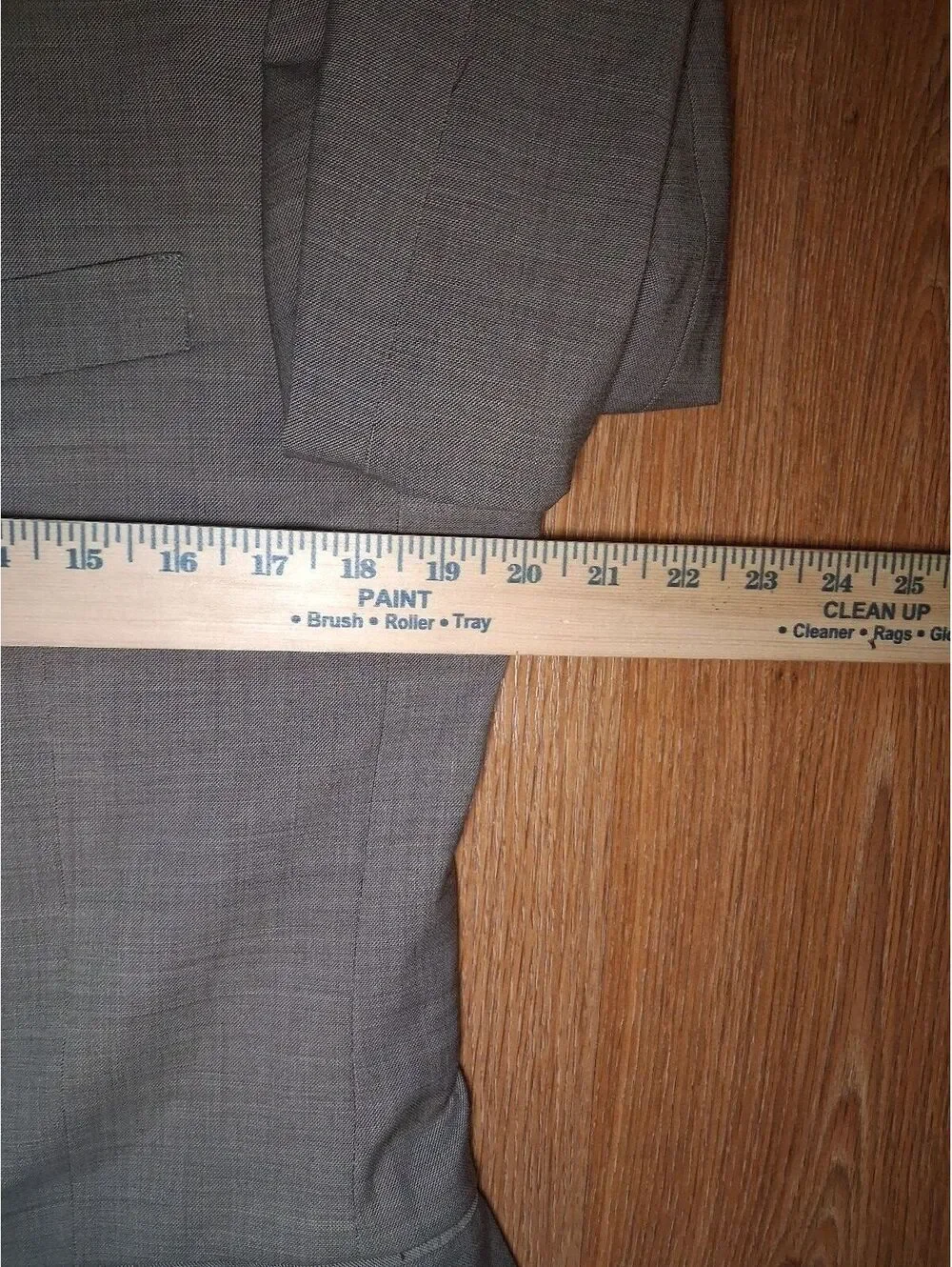 Tommy Hilfiger 2 Piece Suit Mens 40L 32x32 Beige Sharkskin